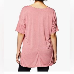 Nike Yoga loose fit XL short sleeve athletic top. Super soft, great condition